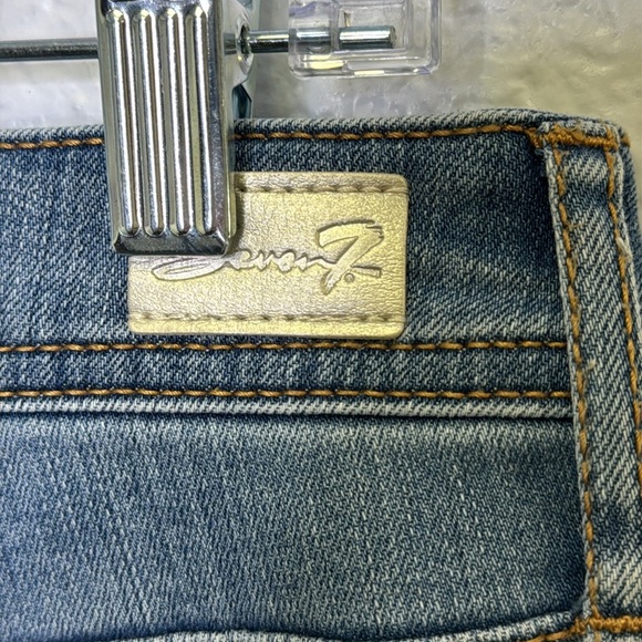 Seven7 Blue Ankle Cropped Jeans with Raw Hem - Picture 6 of 6